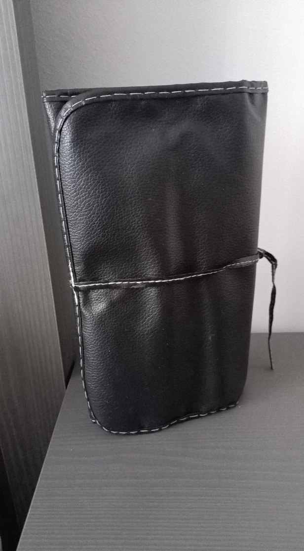 Siyah Makyaj Fırçası Seti ve Taşıma Çantası - Görsel 4