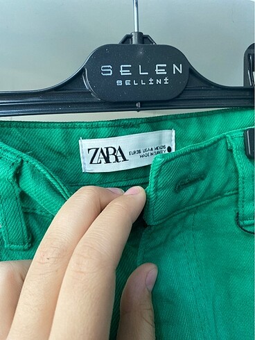 Zara Yeşil Kot