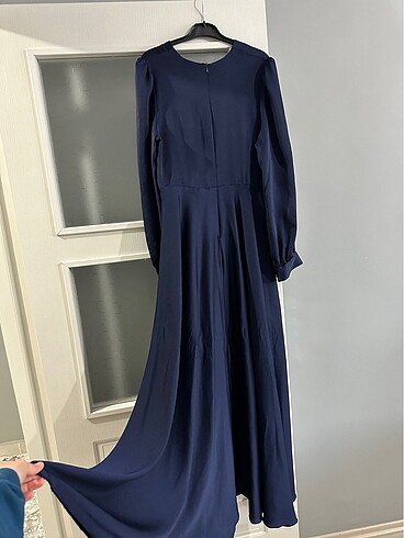 xl Beden Lacivert saten elbise pazarlık yapılır
