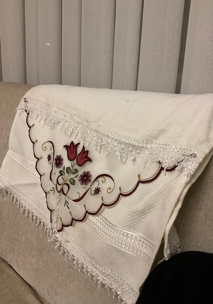 Bordo Nakışlı Klasik Havlu - Görsel 4