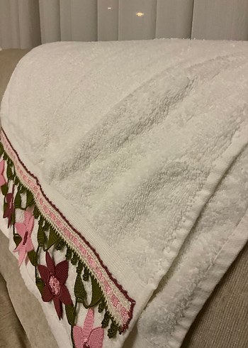 İşlemeli Bohem Tarzı Pembe Havlu - Görsel 4