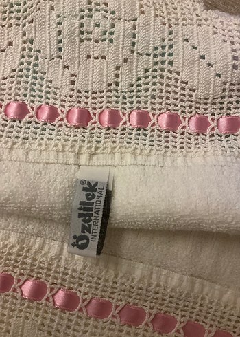 Pembe Nakışlı Pastel Havlu - Görsel 5