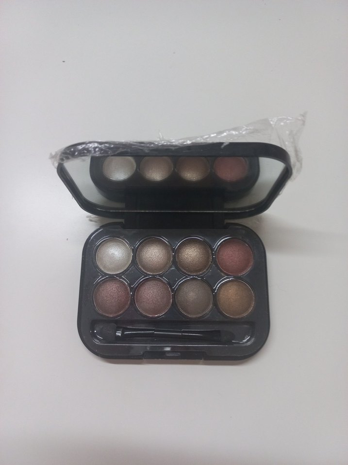 Gucci Kahve-Bej Tonlarda Göz Farı Paleti - Görsel 3