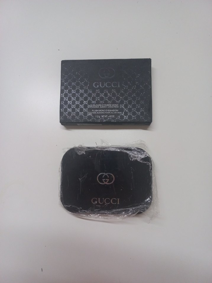 Gucci Kahve-Bej Tonlarda Göz Farı Paleti - Görsel 2