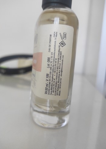 Diğer MAD v109 parfüm