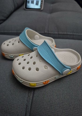 Mavi Bantlı Beyaz Erkek Çocuk Terliği - Görsel 2