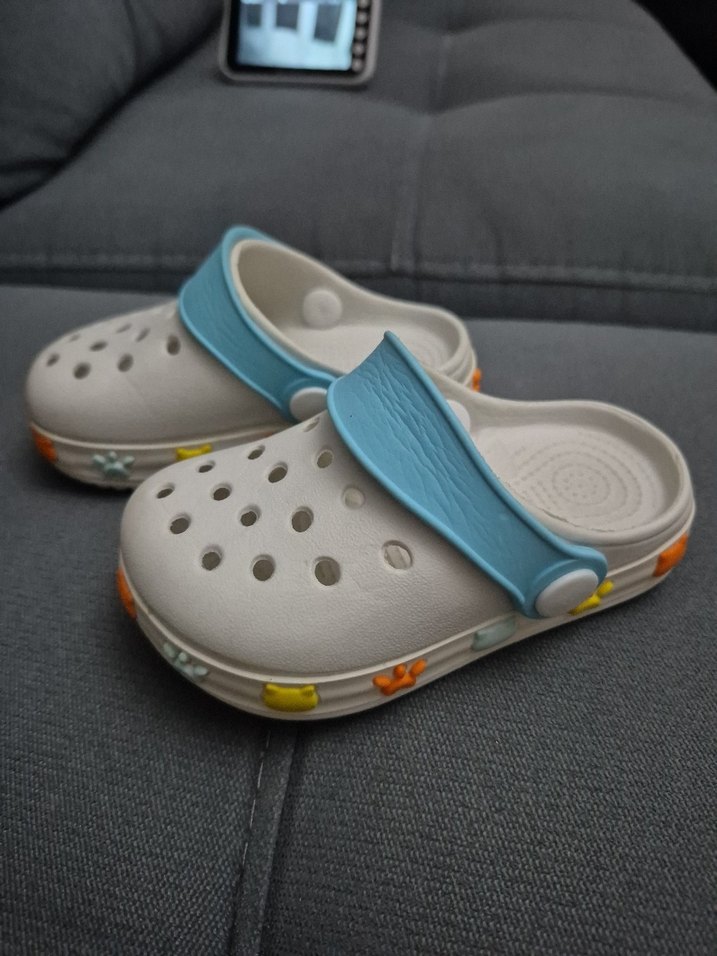 Mavi Bantlı Beyaz Erkek Çocuk Terliği - Görsel 2