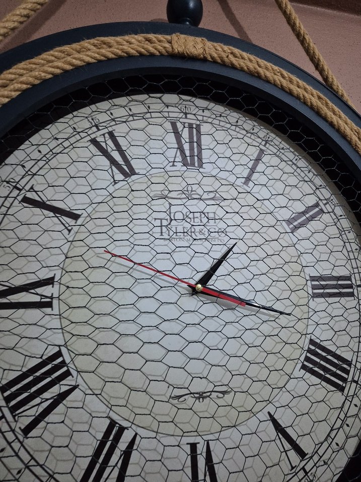 Halat Detaylı Bej Duvar Saati - Görsel 2