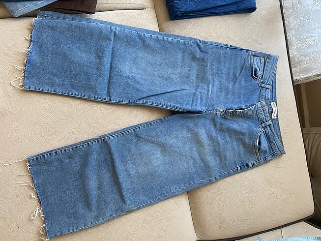 38 Beden mavi Renk yüksek bel jean