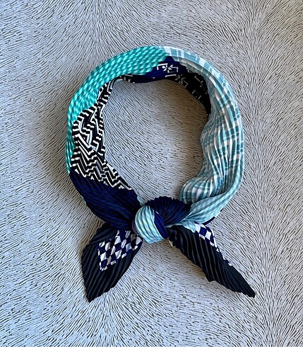 Diğer Mavi patchwork fular