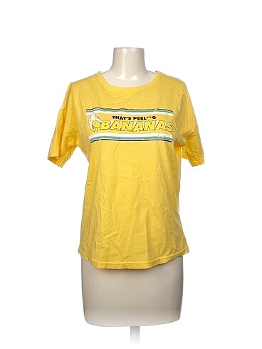 Diğer T-shirt %70 İndirimli.