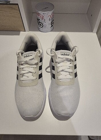 43 Beden beyaz Renk Adidas Sifirdan Farksiz