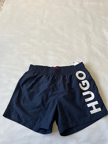 Hugo boss deniz şortu
