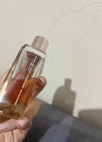 Givenchy Irresistible Kadın Parfümü - Görsel 2