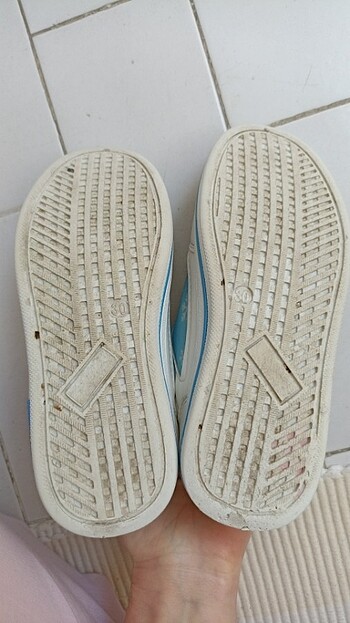 30 Beden beyaz Renk Frozen sneaker orijinal ürün #30numara #frozen #elsa#anna