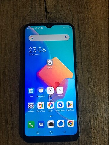TECNO SPARK 8C