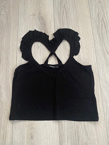Siyah crop