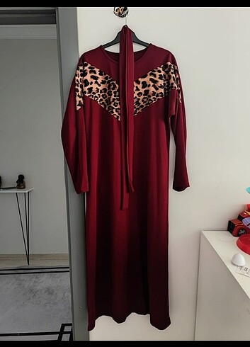 Leopar desenli elbise