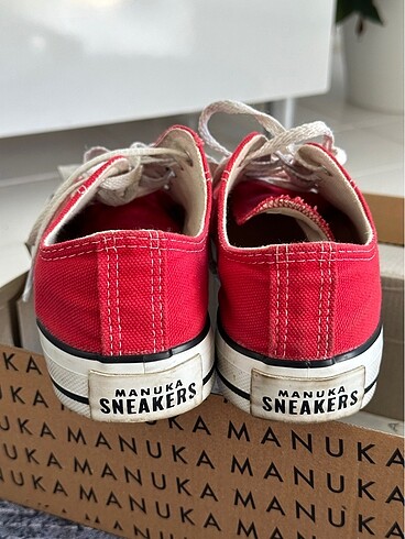 38 Beden bordo Renk Kırmızı converse