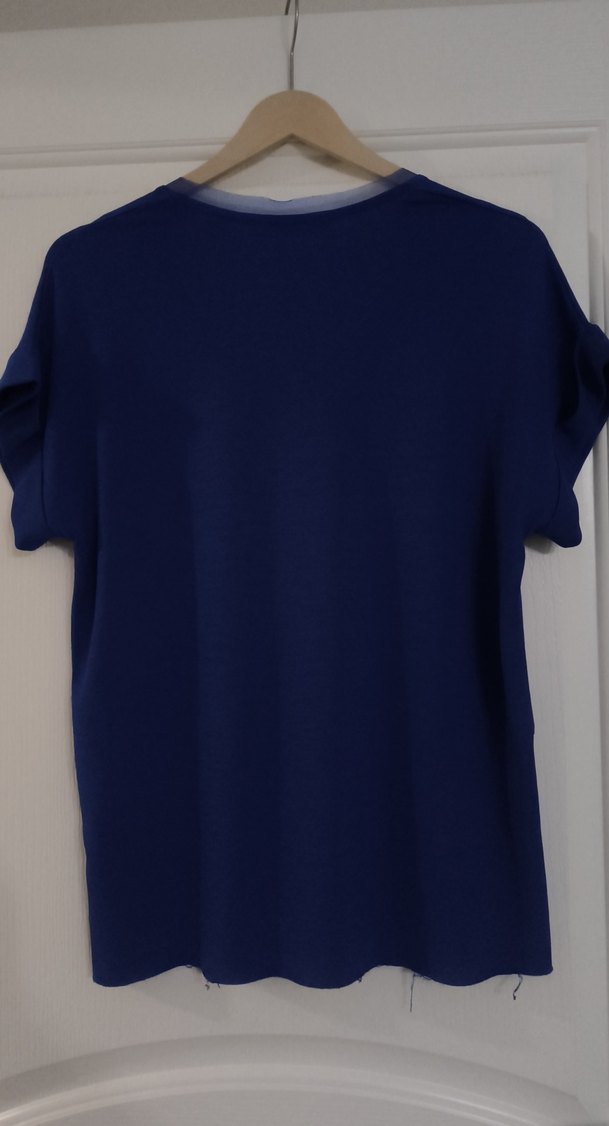 Kadın Lacivert V Yaka Kısa Kollu Tişört - Görsel 4