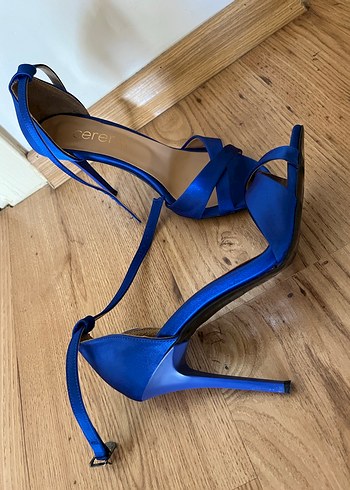 Yüksek topuklu - Görsel 2