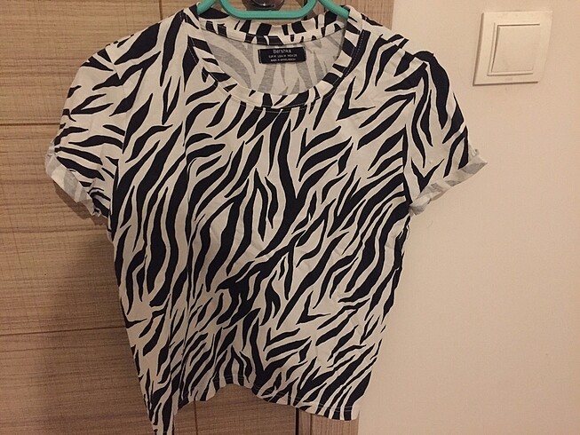 Bershka zebra tshirt