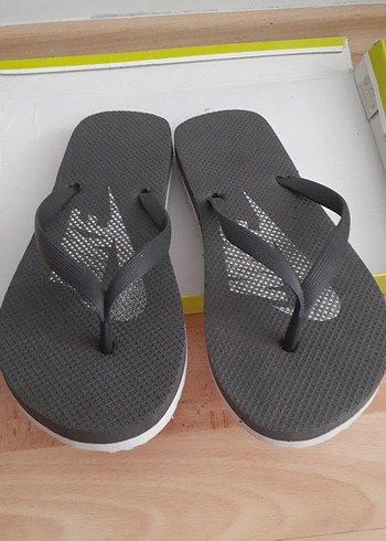 Diğer Gri Erkek Plaj Terliği Velcro Özellikli