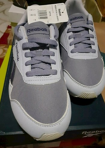 Reebok 37,5