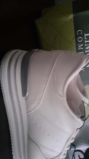 Spor ayakkabı  - Görsel 3