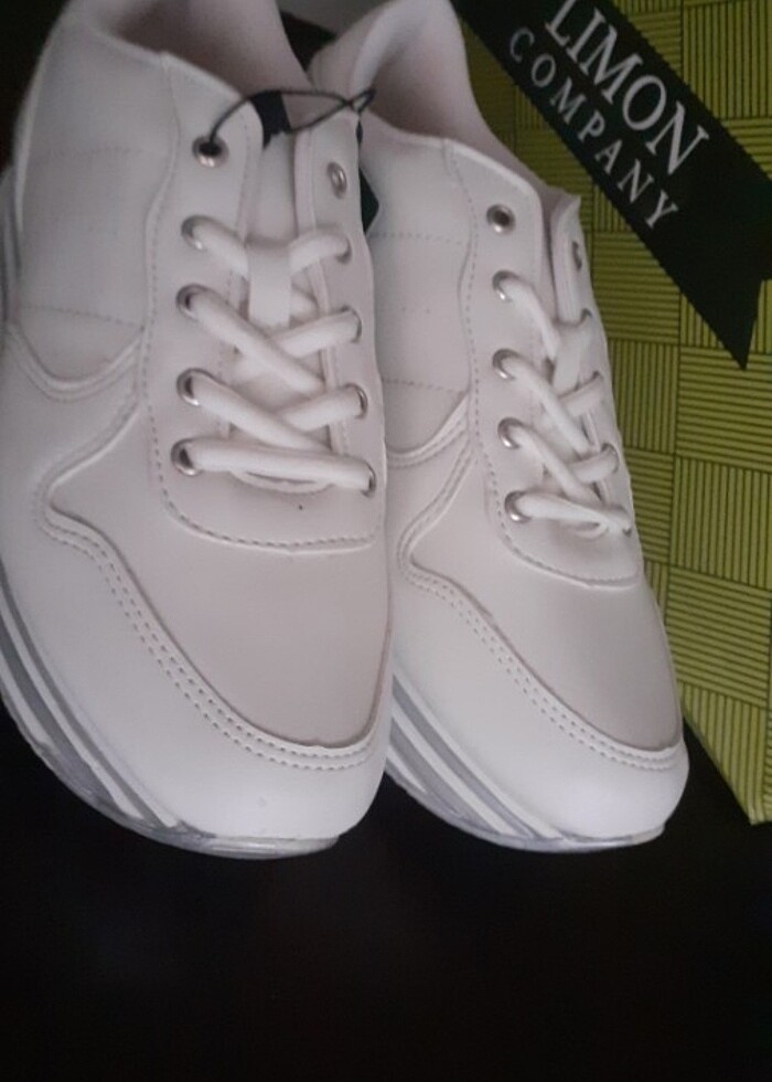 Spor ayakkabı  - Görsel 2