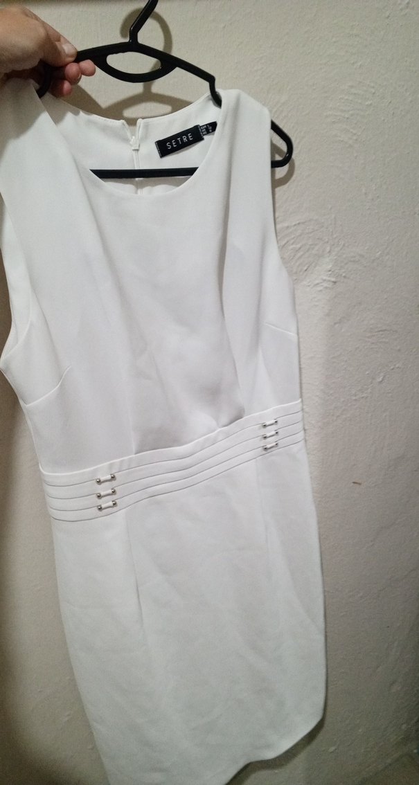 Beyaz Kemer Detaylı Midi Elbise - Görsel 4