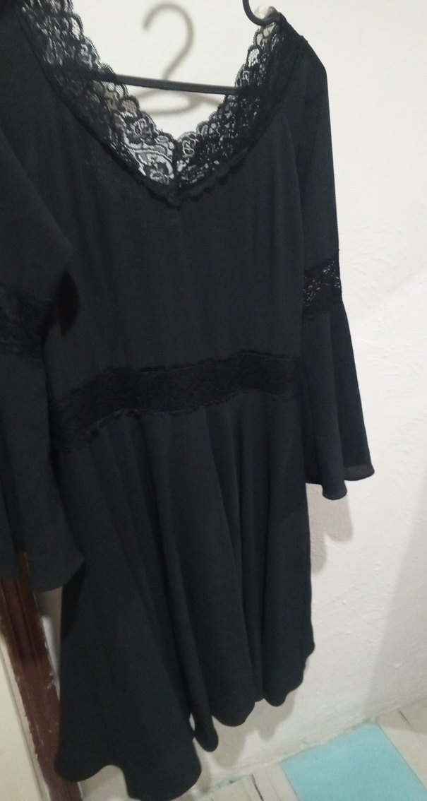 V Yaka Siyah Midi Gotik Elbise - Görsel 3