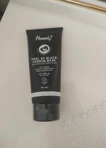 Hommyl Karbonlu Siyah Soyulabilir Maske 100 ml