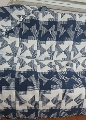 Mavi ve Gri Desenli Battaniye - Görsel 5