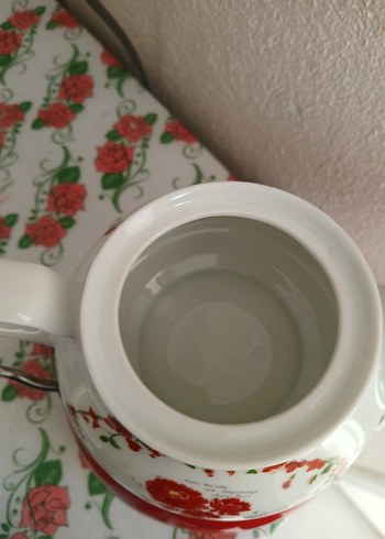 Çiçek Desenli Beyaz ve Kırmızı Demlik - Görsel 5