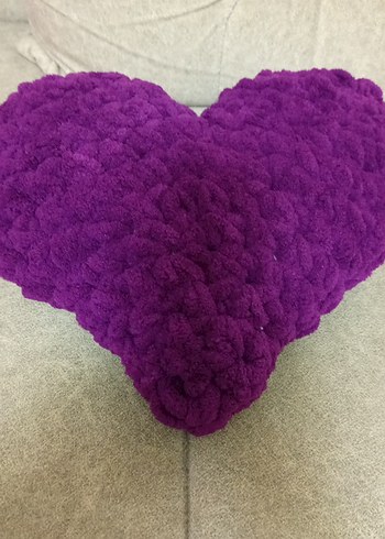 Mor Örgü kalpli yastık - Görsel 3