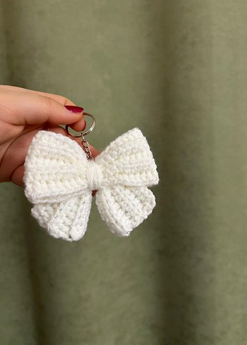 Pembe ,Beyaz Örgü Fiyonk Anahtarlık - Görsel 3