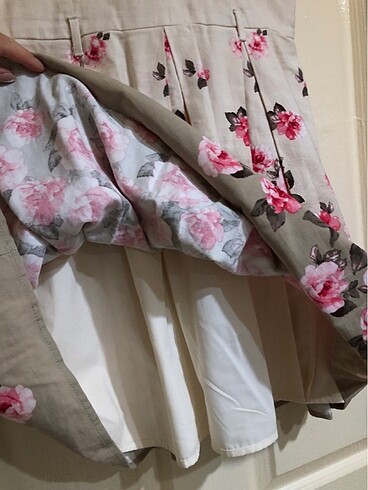 Astarlı çocuk elbisesi - Görsel 3