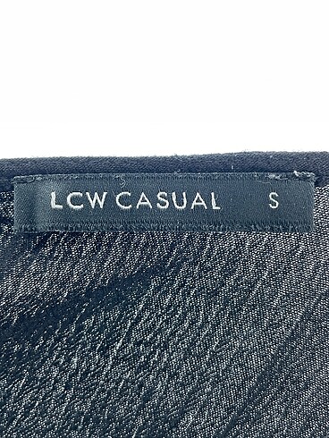 LC Waikiki Bluz %70 İndirimli. - Görsel 4