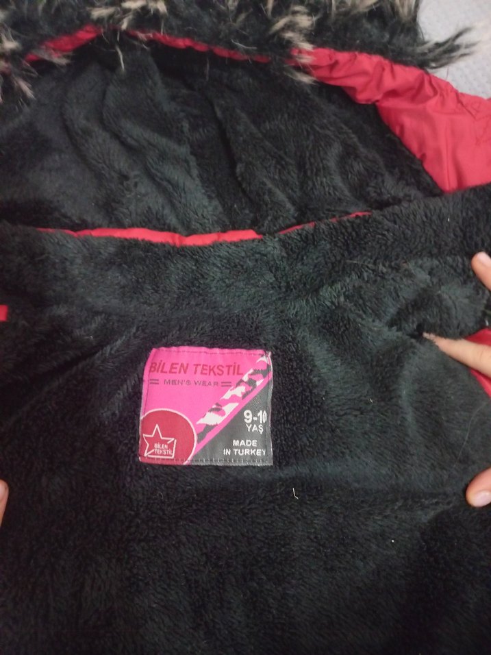 Kız Çocuk kirmizi Kürklü Kapüşonlu Mont - Görsel 4