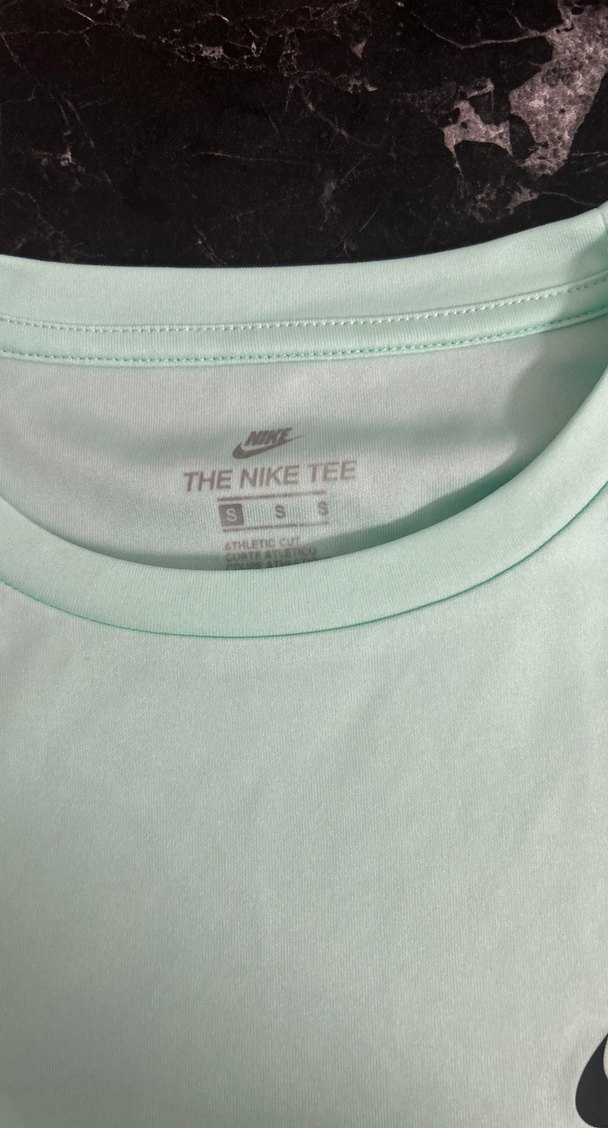 Nike Yeşil Basic Spor Tişört - Görsel 2