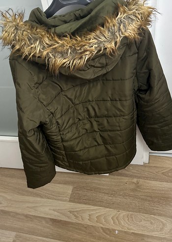 Kürk Detaylı Haki Kadın Mont - Görsel 3