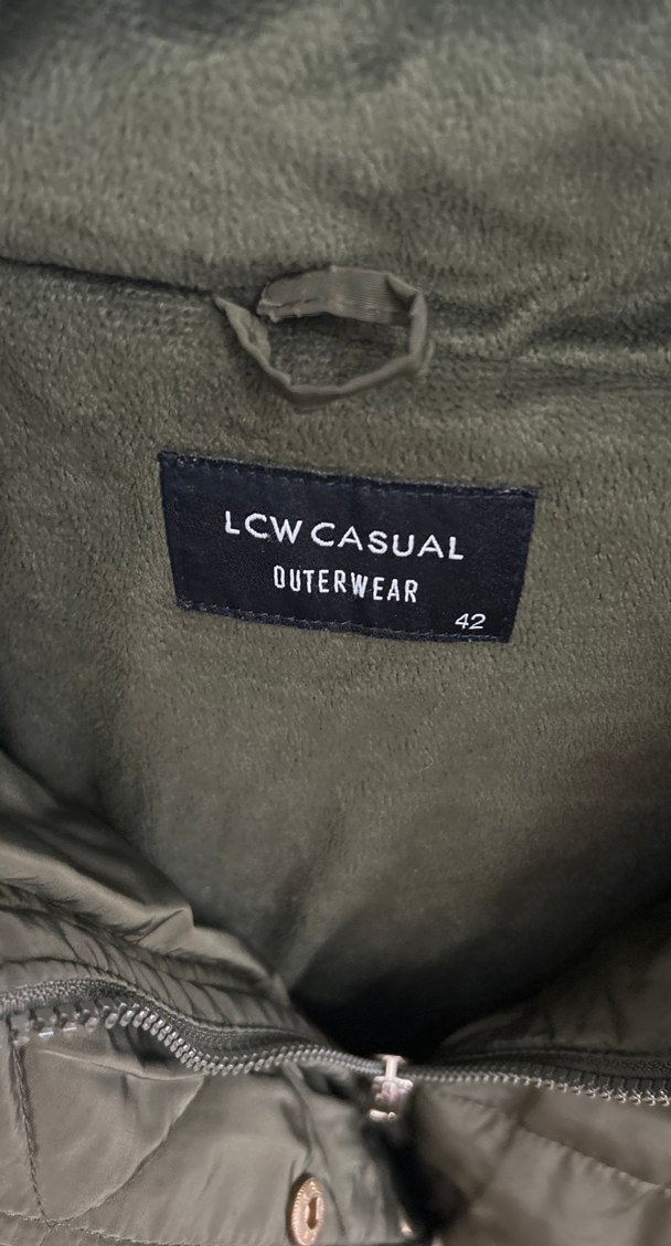 Kürk Detaylı Haki Kadın Mont - Görsel 2