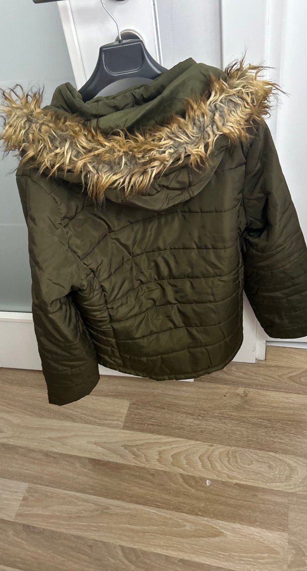 Kürk Detaylı Haki Kadın Mont - Görsel 3