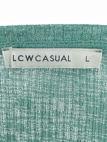 LC Waikiki Bluz %70 İndirimli. - Görsel 4