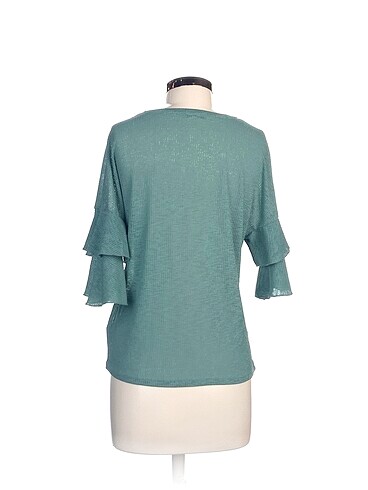 LC Waikiki Bluz %70 İndirimli. - Görsel 3