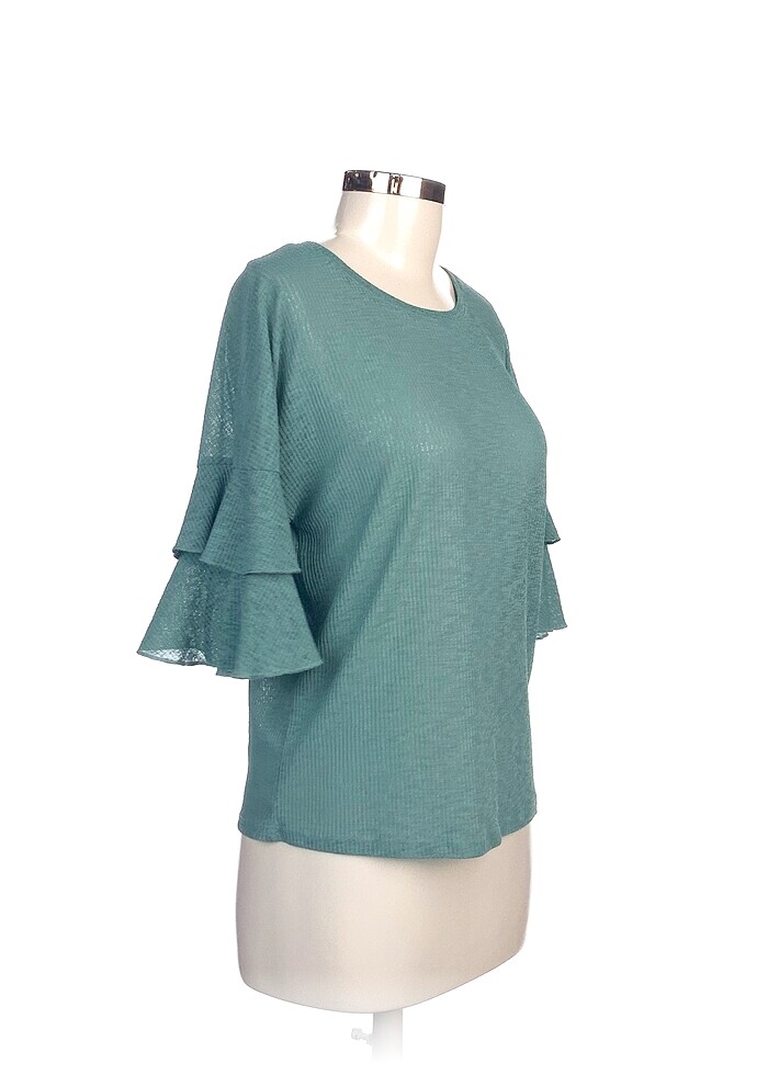 LC Waikiki Bluz %70 İndirimli. - Görsel 2