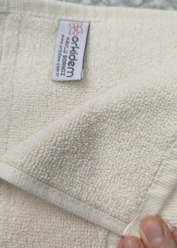 Nakışlı Krem Ayak Havlusu - Görsel 3