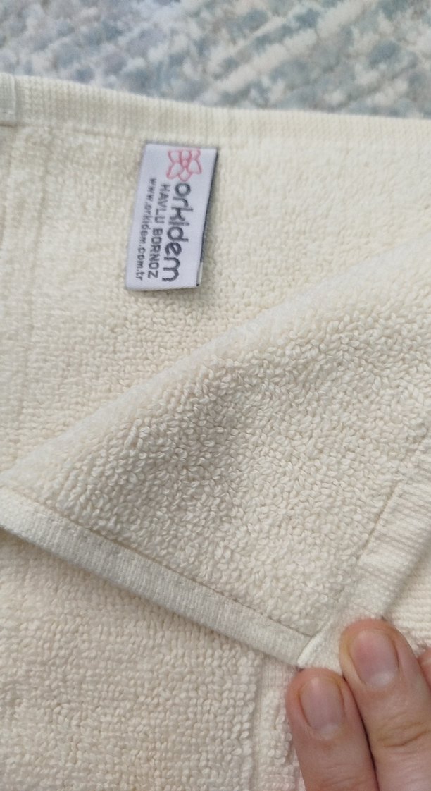 Nakışlı Krem Ayak Havlusu - Görsel 3