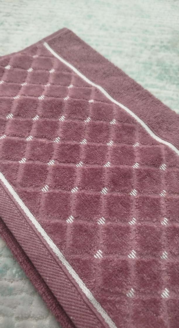 Bordo Nakışlı Parlak El Havlusu - Görsel 3